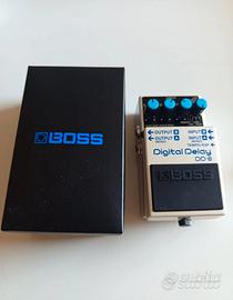 Pedale Delay  DD-8.  Nuovo 