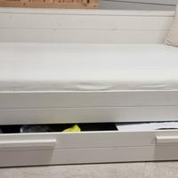 letto singolo con cassettone 