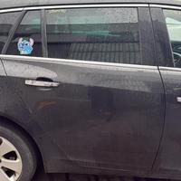 Porta posteriore dx OPEL INSIGNIA 2010 modello SW