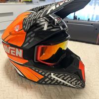 Casco moto Airoh e mascherina Raven