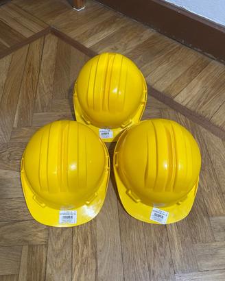 Lotto 3 elmetti gialli da cantiere usati