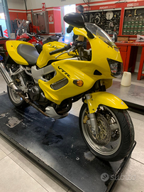 Honda vtr 1000 f