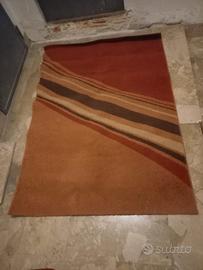 Tappeto usato.