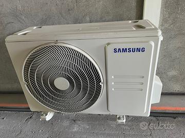 3 condizionatori Mitsubishi quasi nuovi