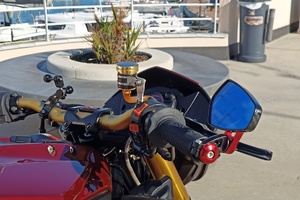 Benelli Tornado Naked Tre (TNT) 899s