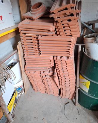 tegole in cotto NUOVE  107 pezzi