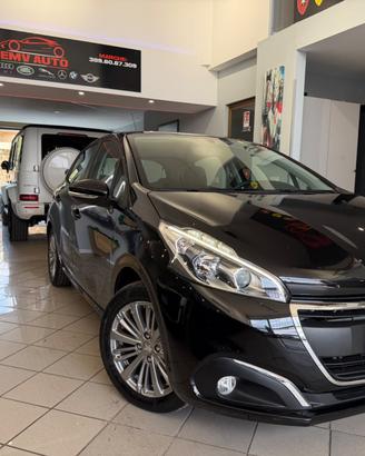Peugeot 208 PureTech 82 5 porte Allure