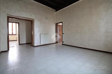 3 LOCALI A TREZZO SULL'ADDA