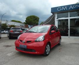 Toyota Aygo 1.0 12V VVT-i 5 porte Ok Neopatentati