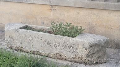 pila in pietra leccese