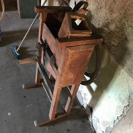 Sgranatrice / macina mais d'epoca