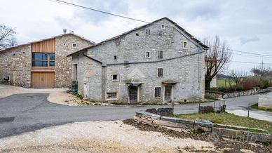 RUSTICO A ERBEZZO