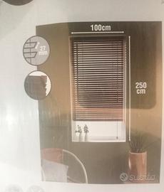  Veneziana in legno /plastica per porta,250/100cm