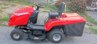 trattorino tagliaerba motore Briggs e stratton 