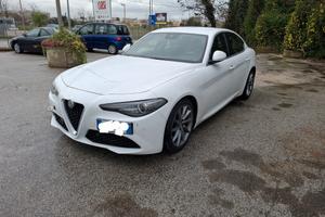 Alfa Romeo Giulia 2.2~ 150 Cv ~Launch Edition
