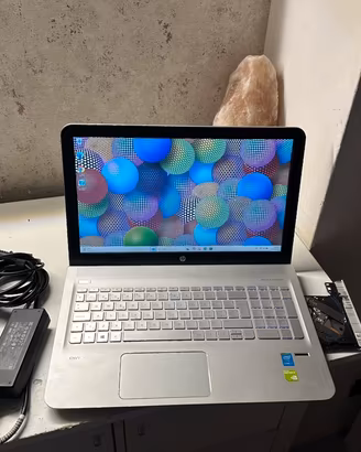 HP Envy 15" | Intel i7 | 8GB RAM | SSD