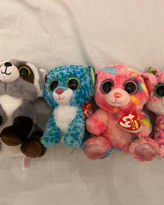 4 peluche ty