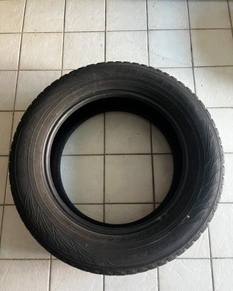 Gomme auto 235/60R18  107V XL