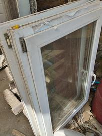 finestre PVC 120x80 sinistre