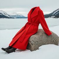 Cappotto Rosso Vintage in Lana Creato a Mano