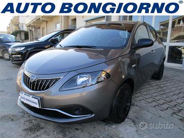 LANCIA Ypsilon 1.0 FireFly 5 porte Hybrid Silve