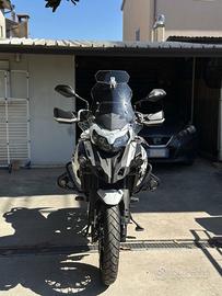 Moto Benelli TRK 502X 2023