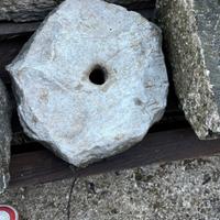 Ruota in pietra  o pietra di macina