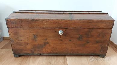 baule d'epoca in legno