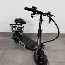 Monopattino elettrico iScooter sedile 1000W 13Ah