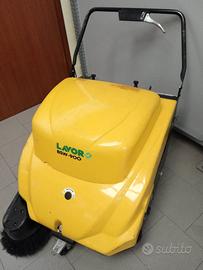 Motoscopa spazzatrice a batteria 70 cm perfetta