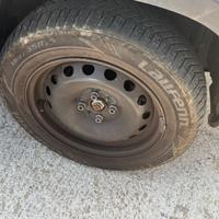 Set cerchi piu gomme