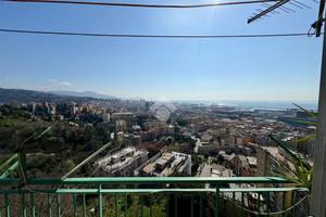 4 LOCALI A GENOVA