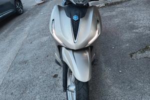 Piaggio Beverly 400 - 2022
