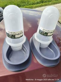 ciotole + dispenser cibo/acqua  per animali