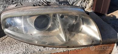 coppia fari allo xeno alfa romeo gt