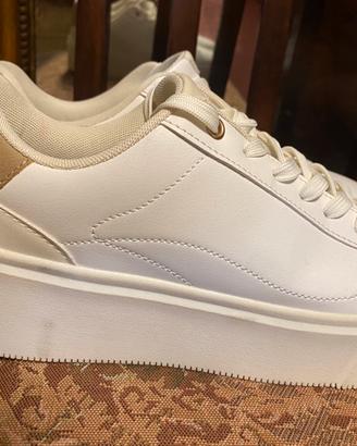Snakers donna para alta