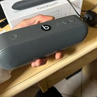 Beats pill+