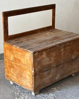 Cassapanca arte povera
