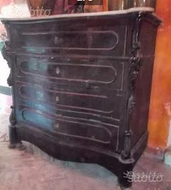 Cassettone antico da restaurare