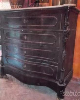 Cassettone antico da restaurare