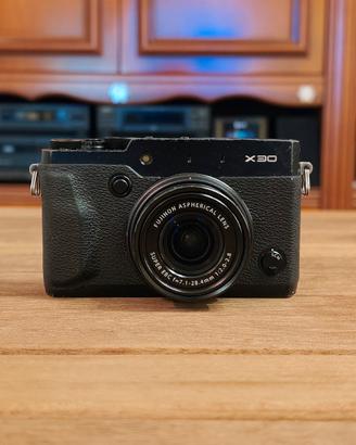 Fujifilm X30 Fotocamera