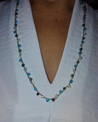 collana uncinetto con perline di vetro