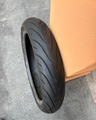 Gomma anteriore moto Pirelli 70%