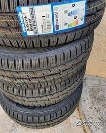 4 gomme nuove 205 70 15 toyo