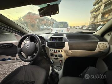 FIAT Punto 1.2 3a  2004