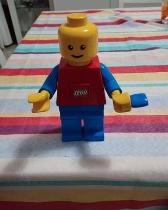 Minifigure omino lego torcia a ricarica dinamo