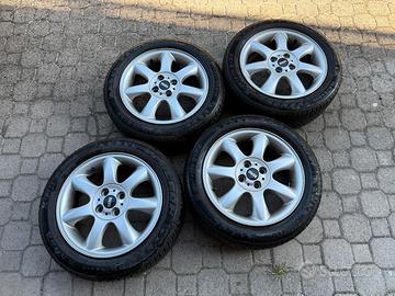 Cerchi con pneumatici invernali Mini Cooper 