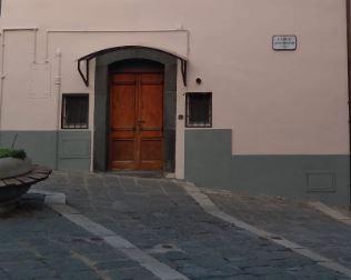 LOCALE USO DEPOSITO O COMM.LE DI 33 m^2