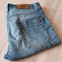 Jeans uomo di colore blu taglia L