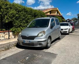 TOYOTA Yaris - 2001 UNICO PROPRIETARIO